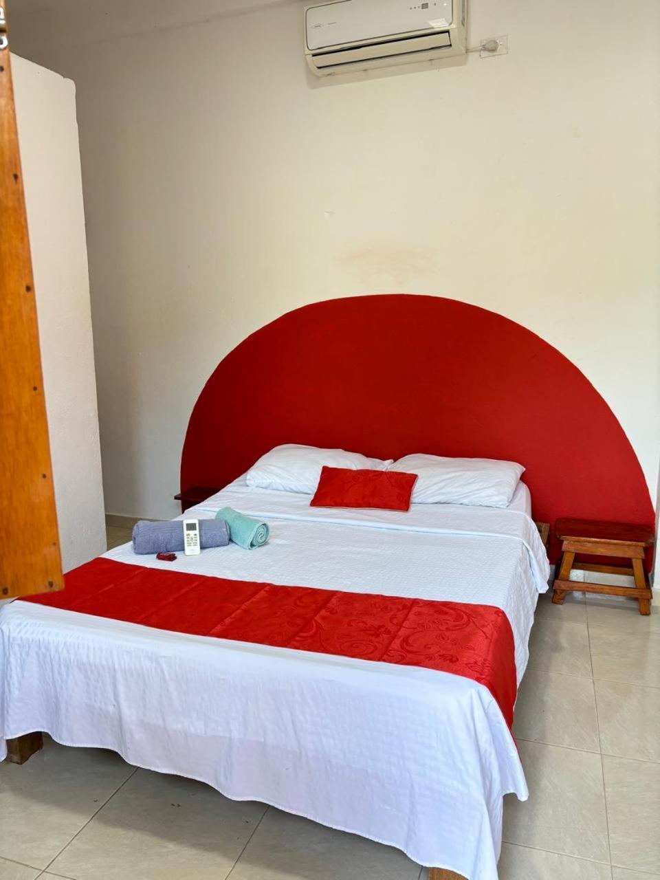 Sierraventura Hostel Taganga Ngoại thất bức ảnh